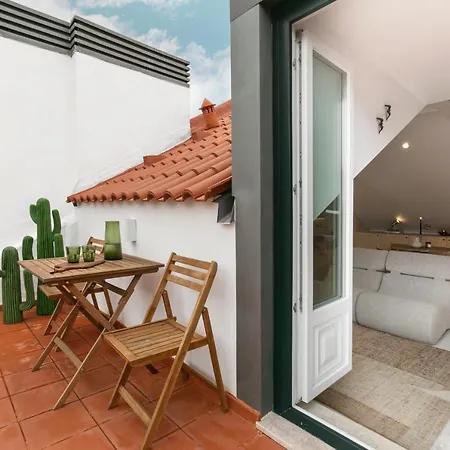 Διαμέρισμα The Downtown Terrace - Fabulous Views, Romantic Penthouse, 6th-floor No Lift *