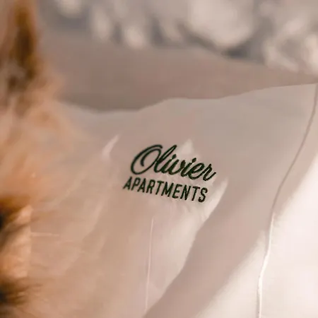 Апартаменты The Downtown Terrace - Fabulous Views, Romantic Penthouse, 6th-floor No Lift Лиссабон